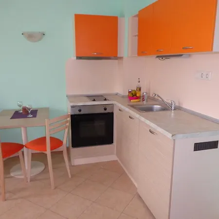 Sunny Beach Rent Royal Sun 公寓 内塞伯尔