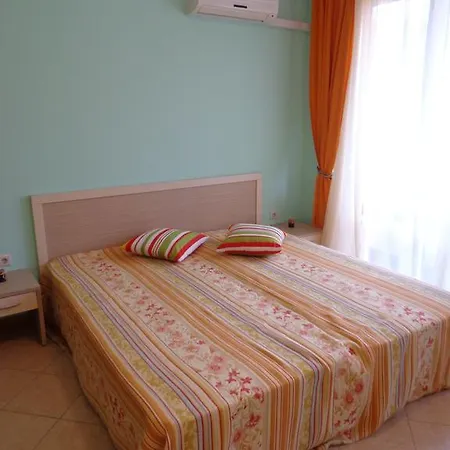 Sunny Beach Rent Royal Sun 公寓