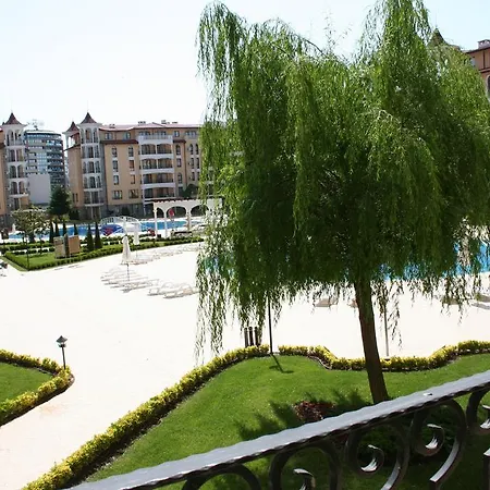Sunny Beach Rent Royal Sun 아파트