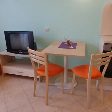 Sunny Beach Rent Royal Sun * 네세부르